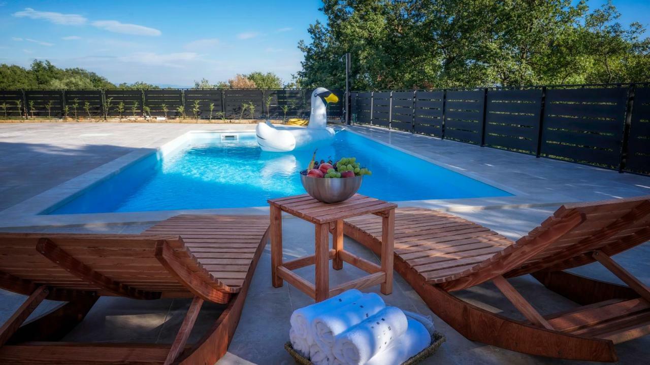 Villa Holiday Linardići Exteriér fotografie